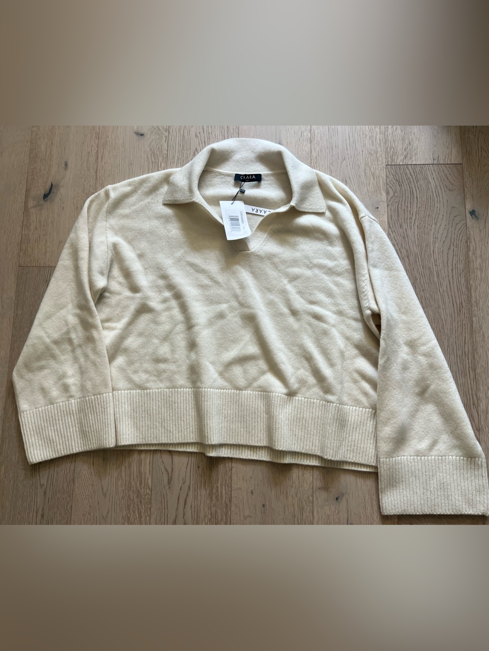 NWT Caara Wool Sweater *has dirt on the front*